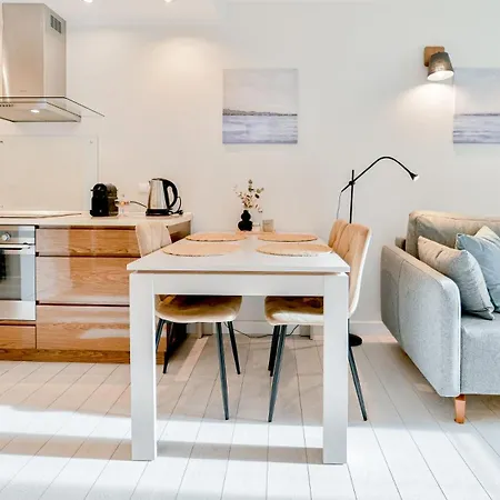 Old Town Heart Xiii - Wola Radziwie 7 شقة وارسو