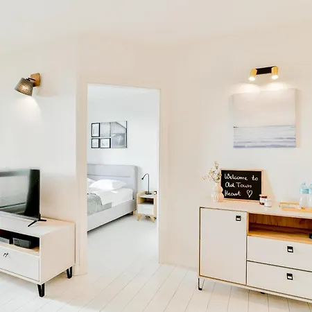 Old Town Heart Xiii - Wola Radziwie 7 وارسو