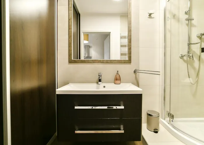 Old Town Heart Xiii - Wola Radziwie 7 Warszawa