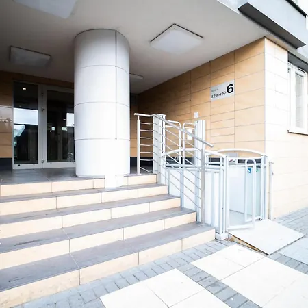 Old Town Heart Xiii - Wola Radziwie 7 * Varsovia